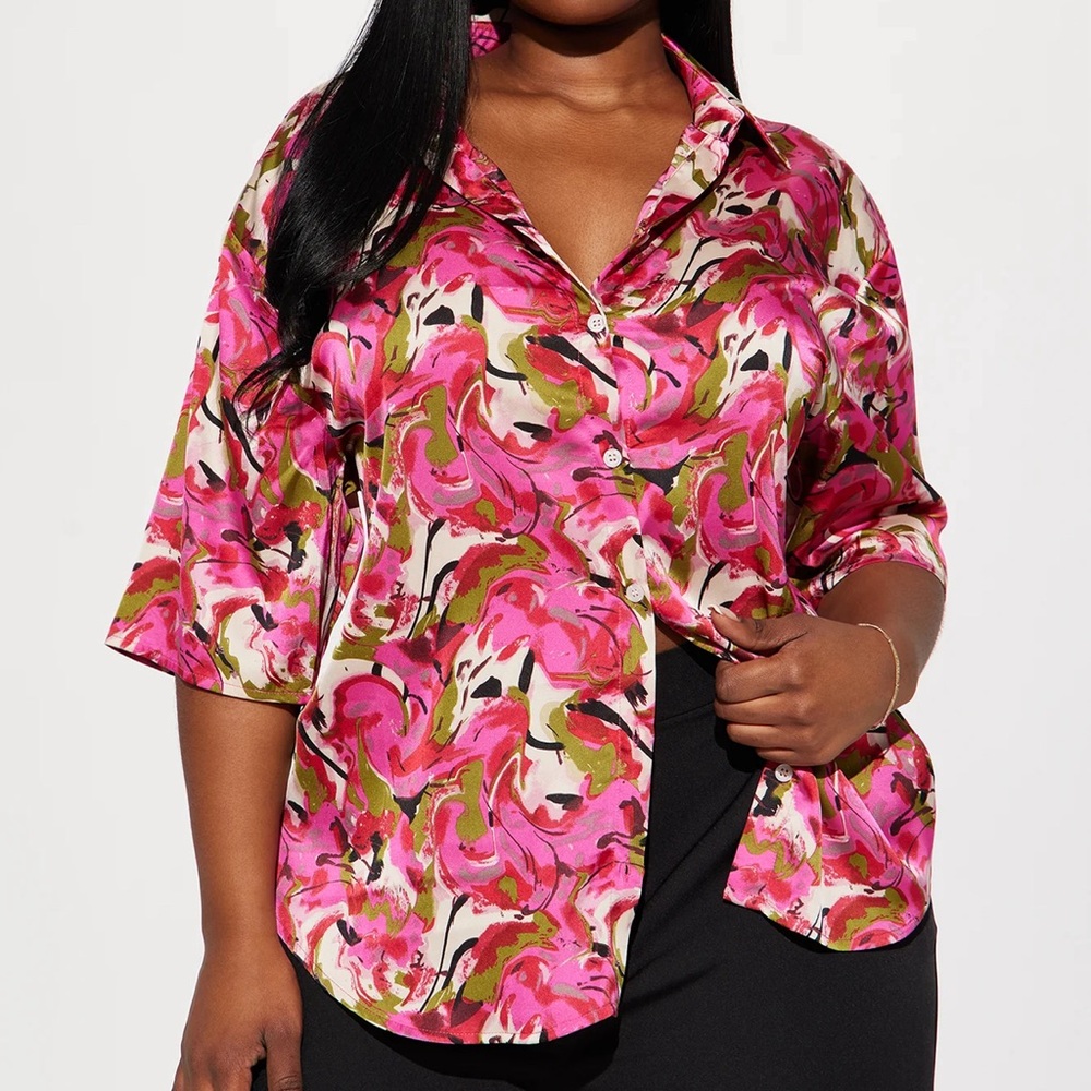 •Ava• Floral Abstract Button Down Blouse - Picture 3 of 4